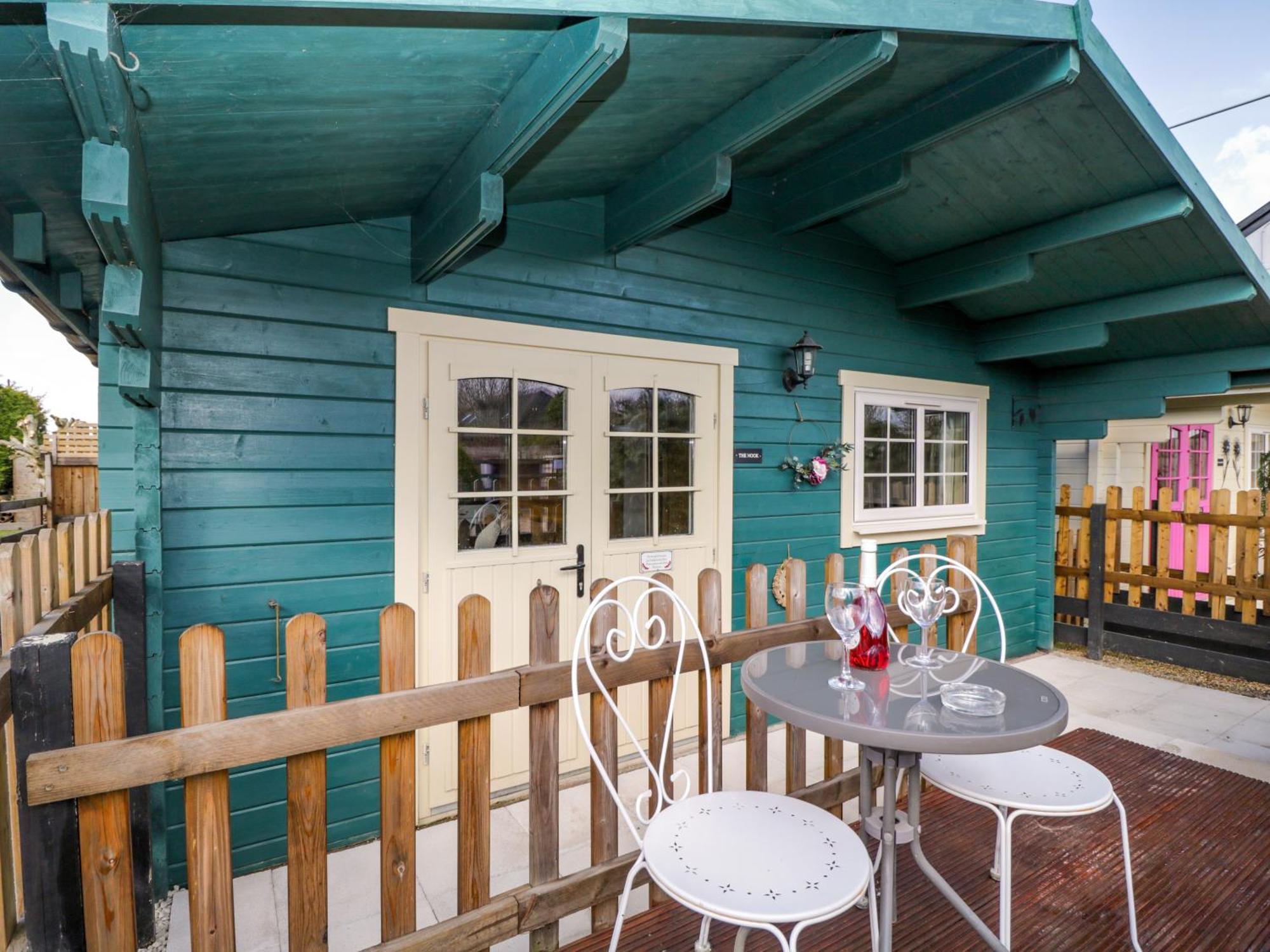 The Nook Villa สวินดอน ภายนอก รูปภาพ